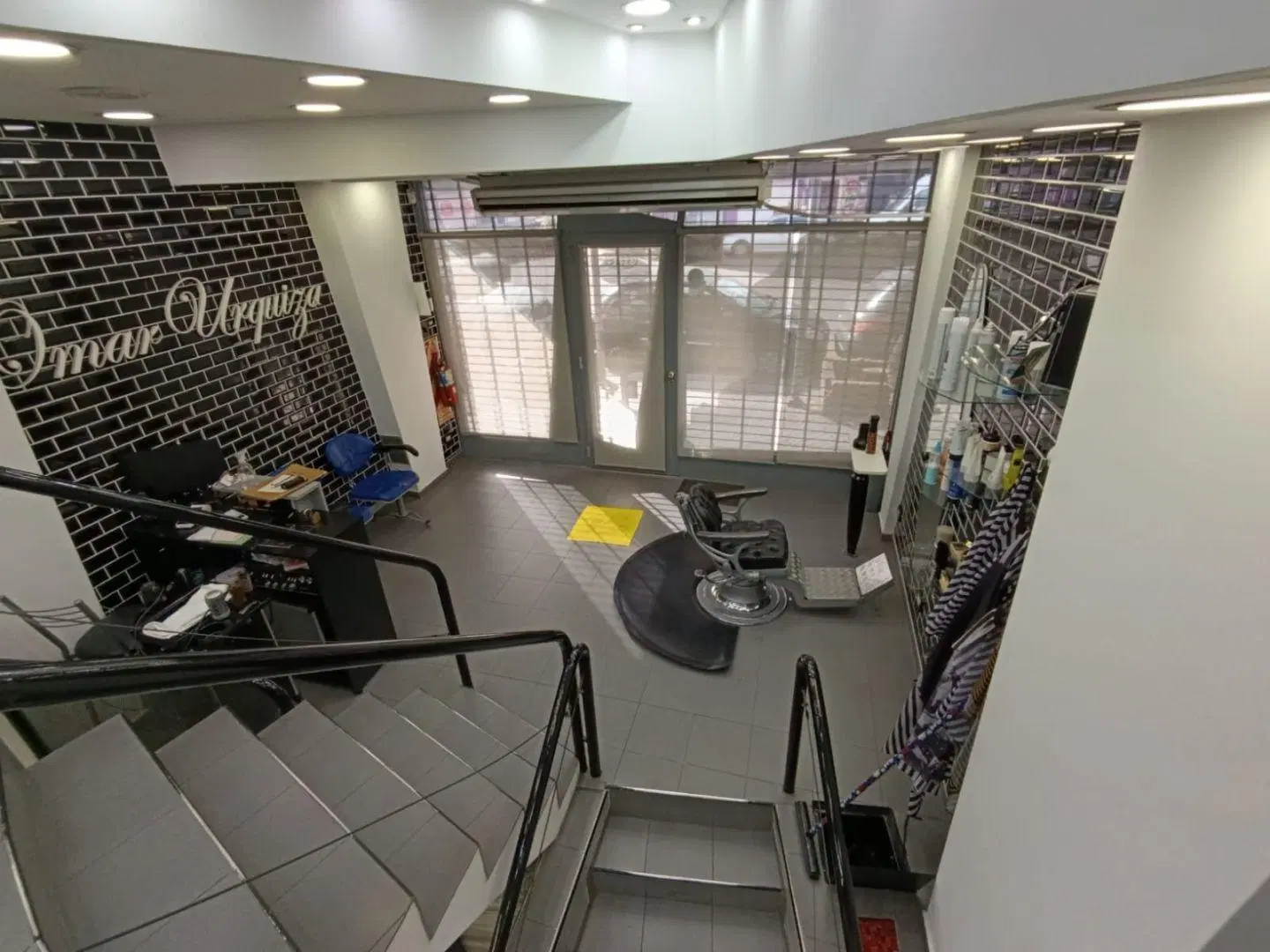 Venta de Local comercial en Lomas del Mirador, La Matanza. 83 metros. 5