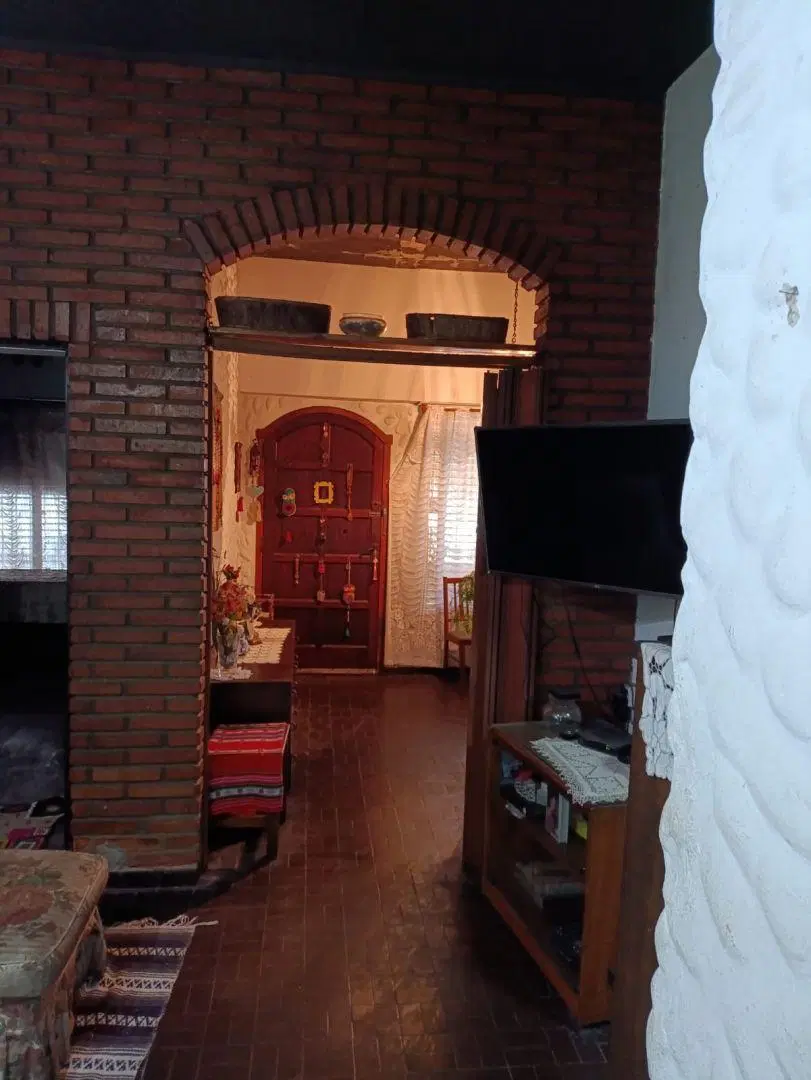Venta de Casa de 4 Ambientes en Lomas del Mirador, La Matanza. PH AL FRENTE 1
