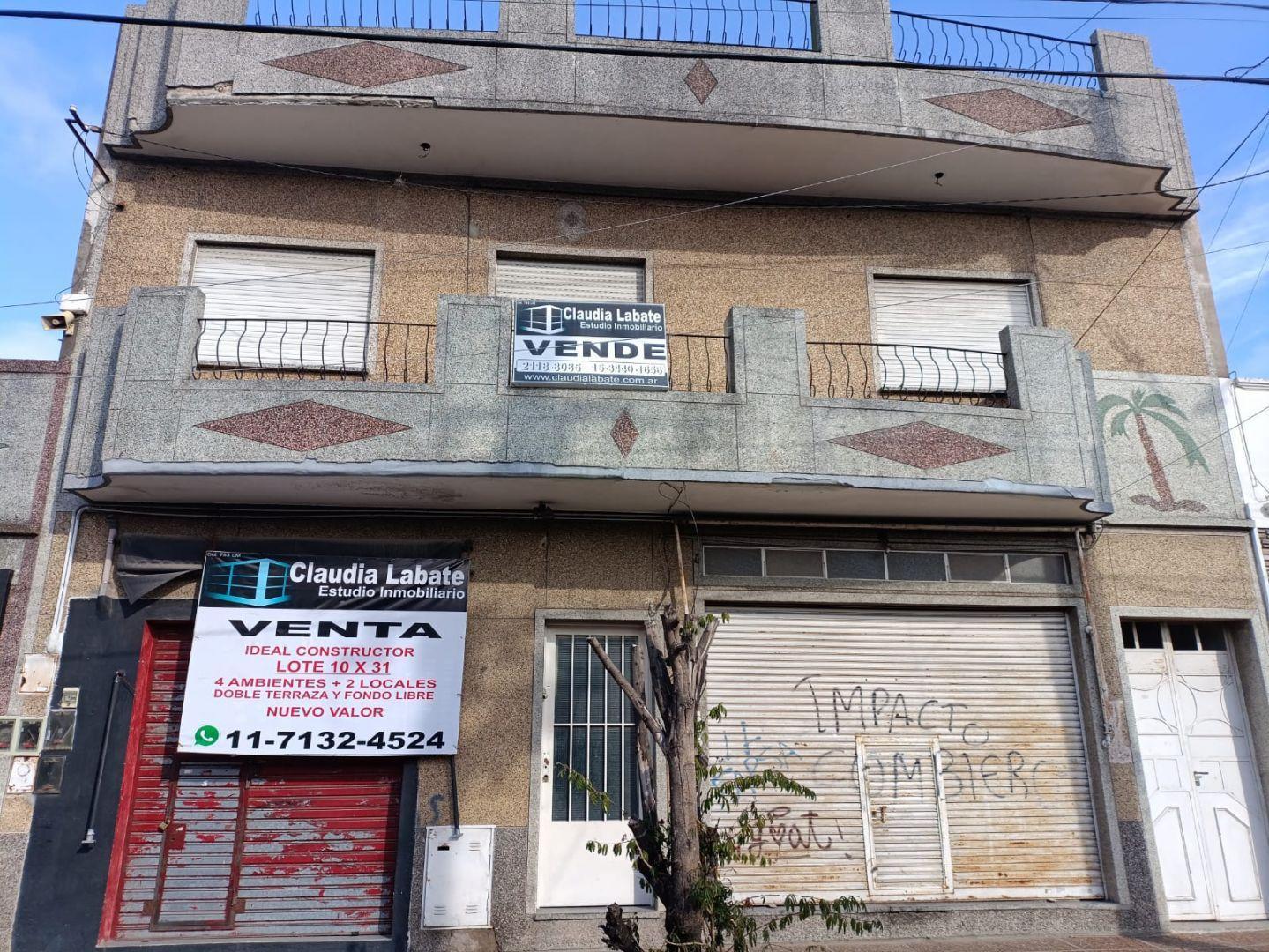 VENTA de casa 4 AMBIENTES en Lomas del Mirador, La Matanza. CON DOS LOCALES.