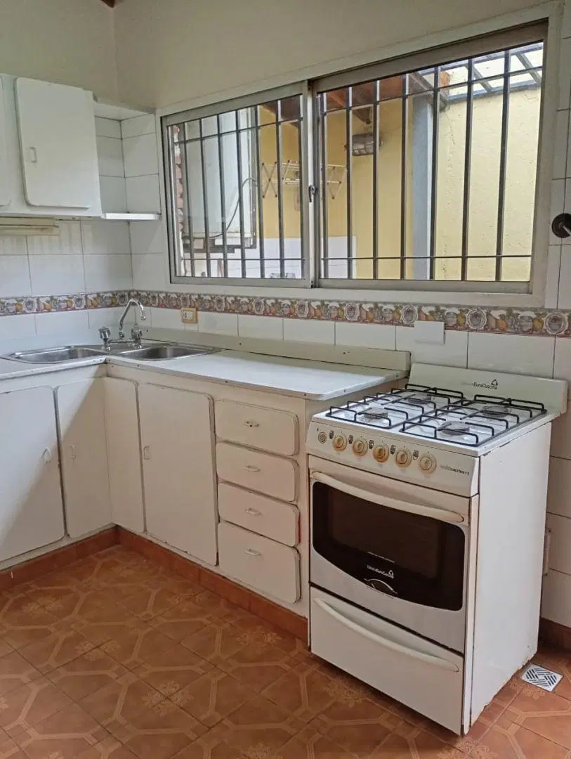 Alquiler de Casa 3 Ambientes en Lomas del Mirador, La Matanza. 5