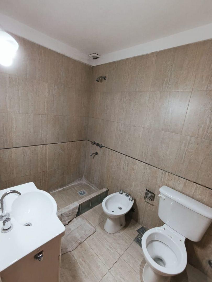 Foto de Alquiler de Departamento 3 AMBIENTES en Isidro Casanova, La Matanza --, imagen 4