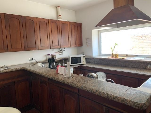Cerro de Las Rosas Propiedad P/oficina o Uso Comercial 357cub 890t H Wast 4600 5