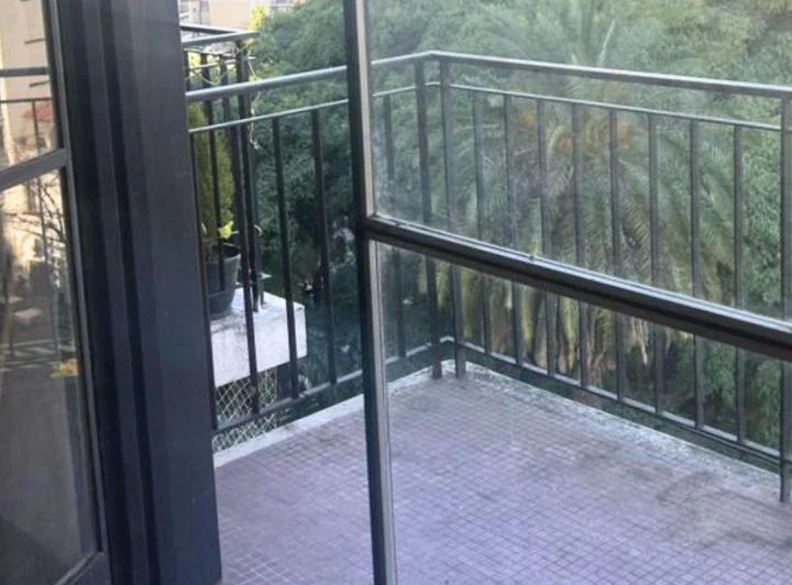 Monoambiente con Balcón al Frente - Muy Luminoso - Plaza Güemes 3