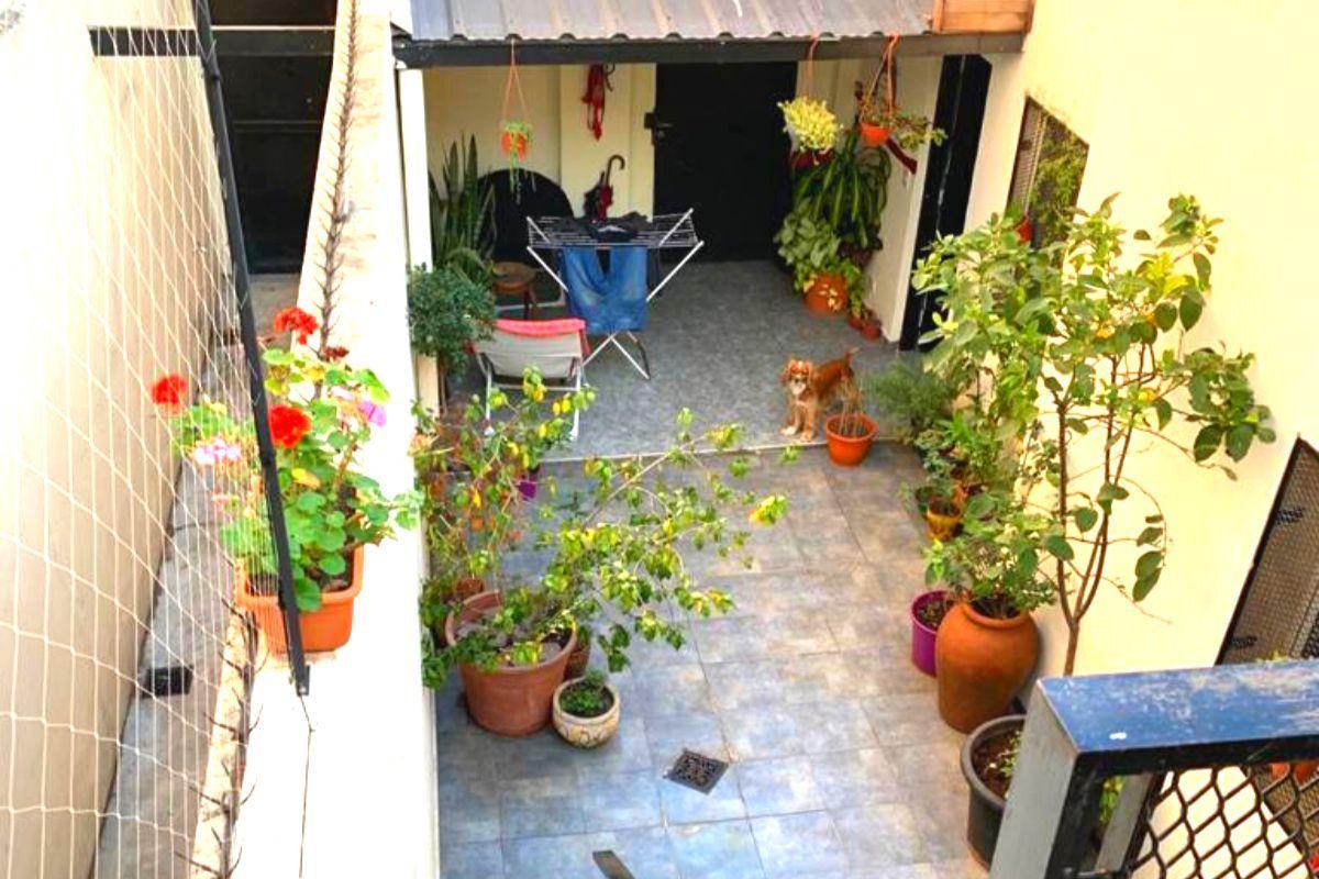 Foto de 4 PH en Block en Caballito c/ Renta – Sin Expensas – 234 m² – Plaza Irlanda, imagen 2
