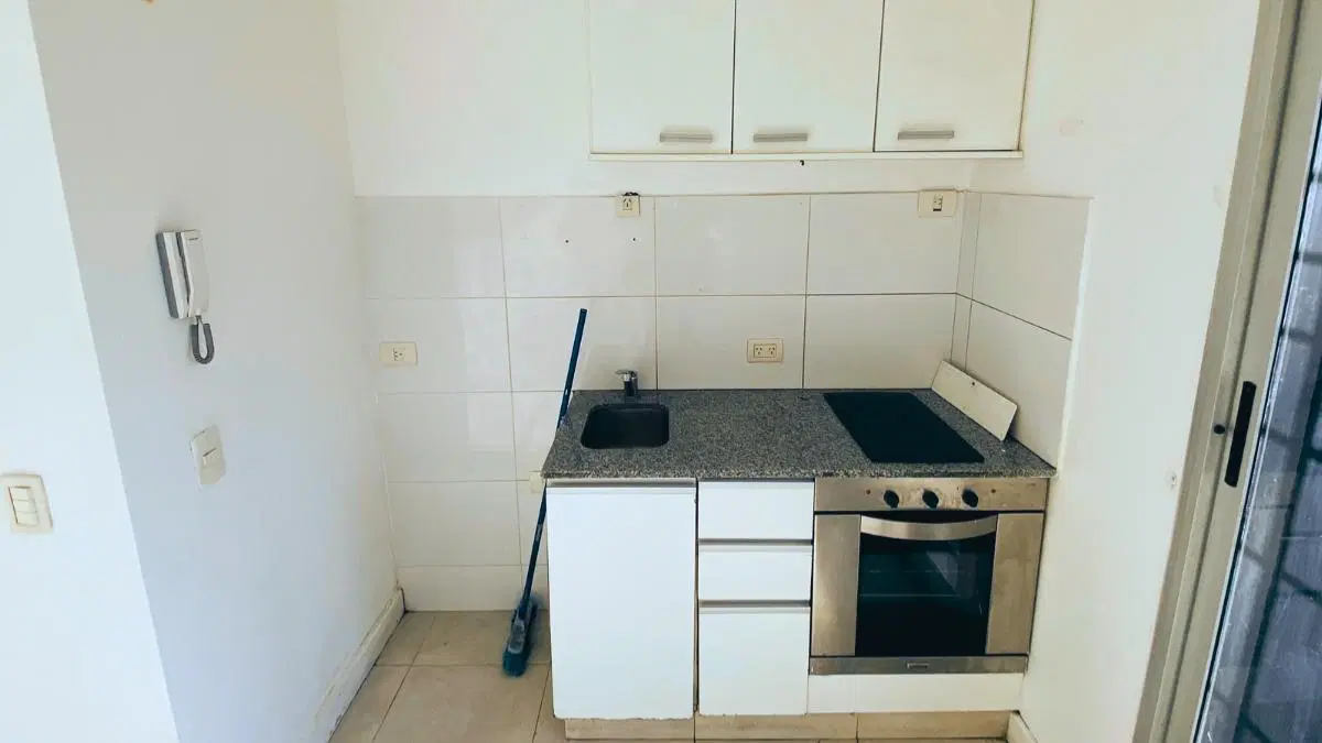 2 Amb en Semipiso Muy Luminoso con Balcón al Frente, Cochera Cubierta, Amenities 5