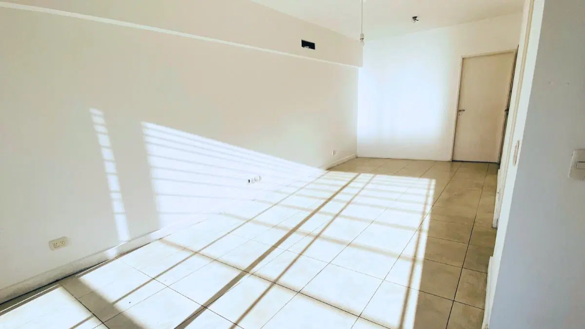 2 Amb en Semipiso Muy Luminoso con Balcón al Frente, Cochera Cubierta, Amenities 2