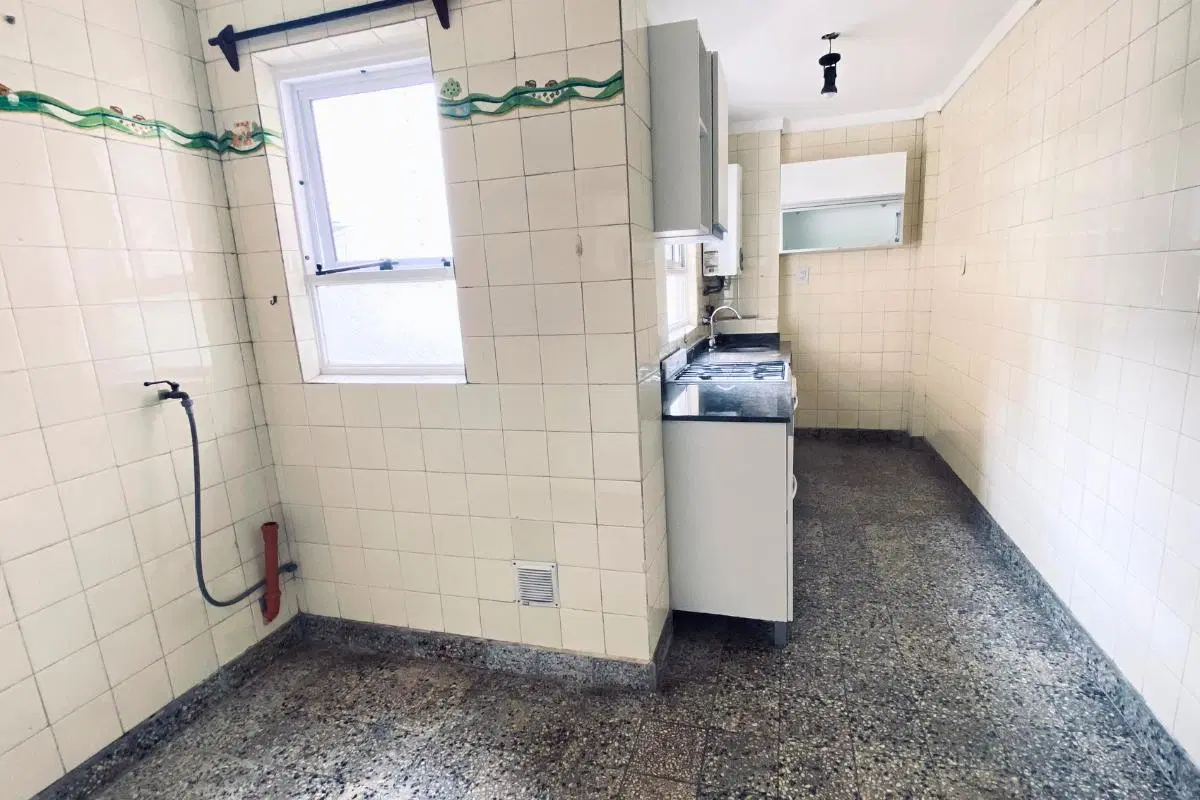 3 Amb con vista lateral, Muy Luminoso, con Lavadero - Av. Rivadavia 5