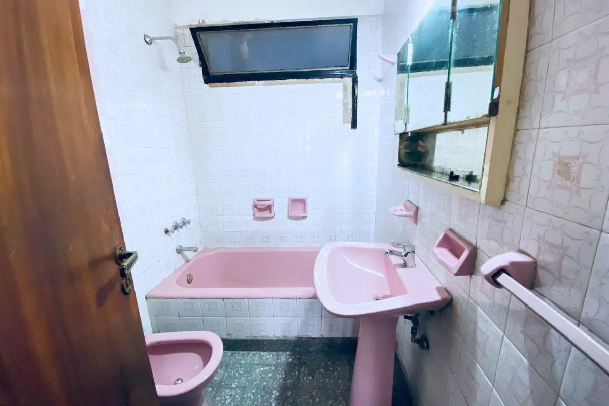 Monoambiente en Planta Baja, cocina independiente, patio interno 5