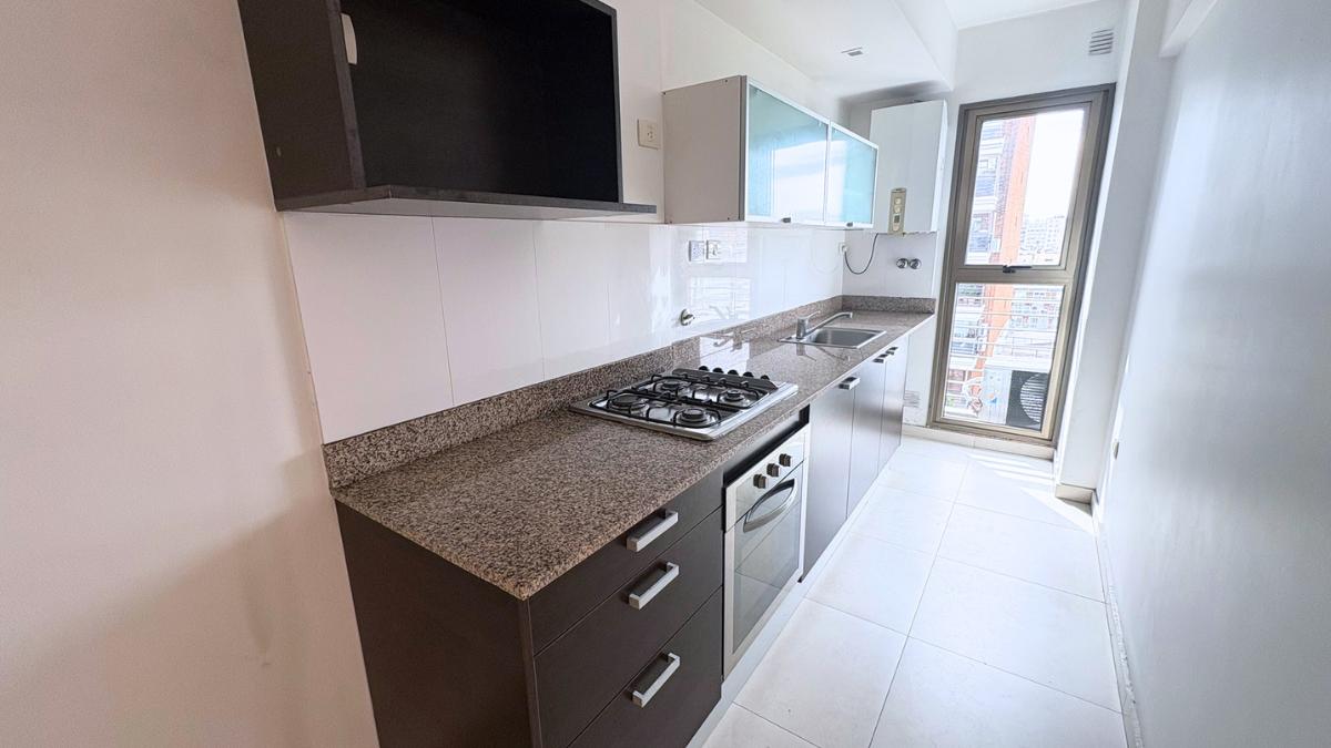Foto de 2 Amb con Balcón, Piso alto al frente, Muy Luminoso, Amenities, imagen 3