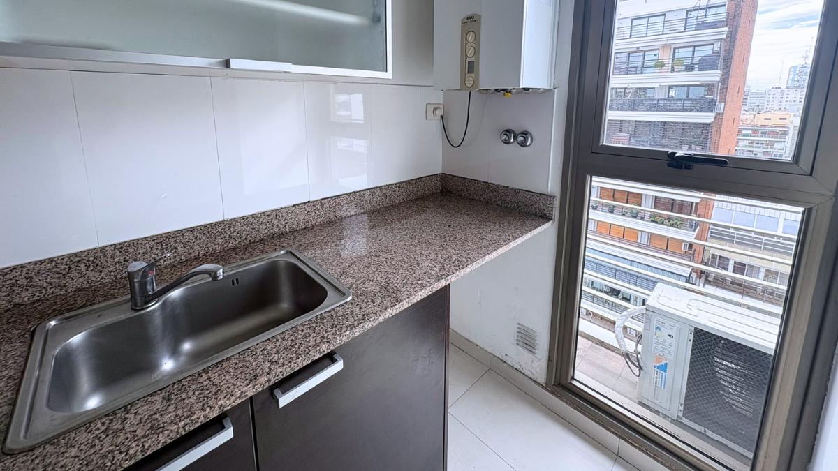 Foto de 2 Amb con Balcón, Piso alto al frente, Muy Luminoso, Amenities, imagen 4