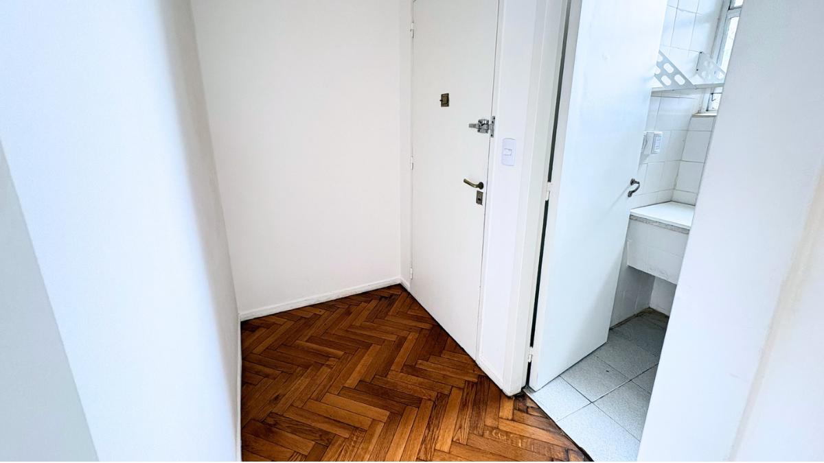 Foto de Depto de 3 Ambientes, excelente vista abierta, balcón, lavadero, Muy, imagen 5