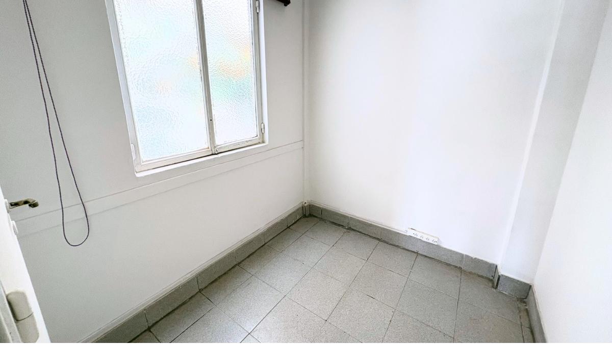 Foto de Depto de 3 Ambientes, excelente vista abierta, balcón, lavadero, Muy, imagen 3