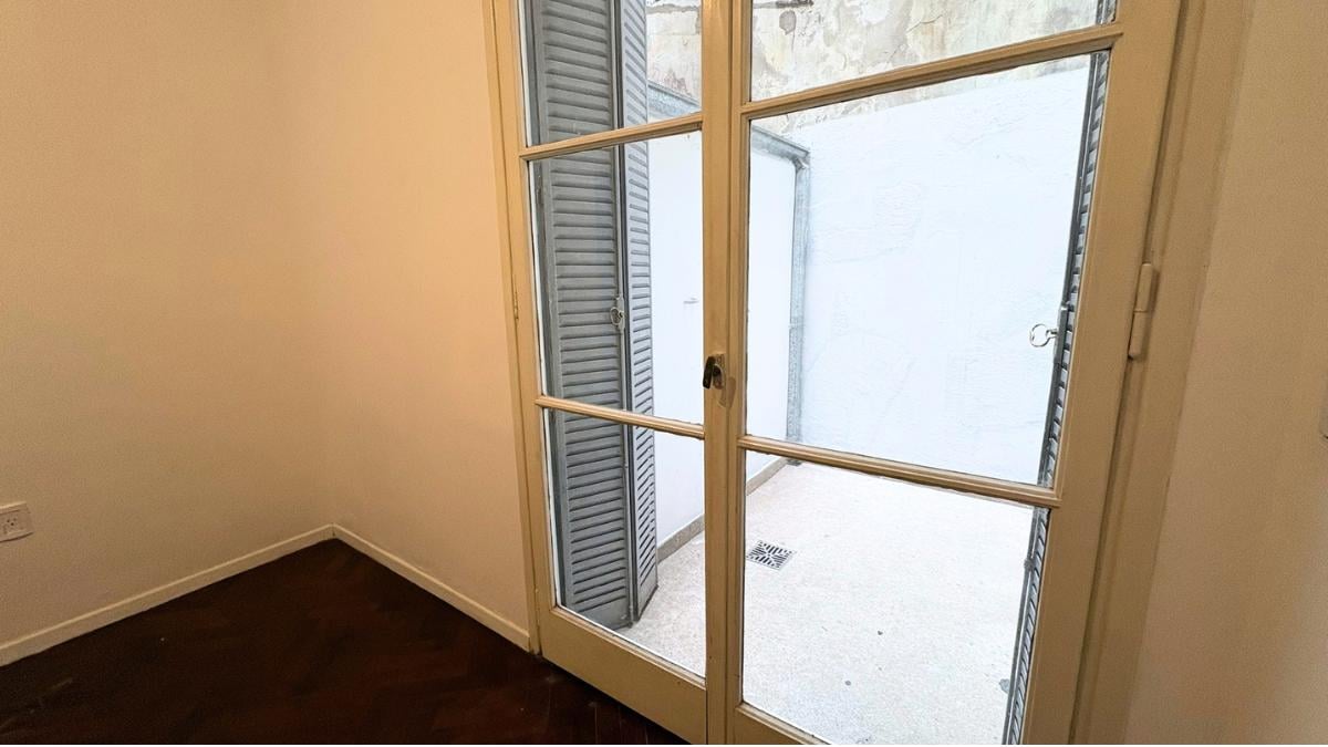 Foto de Depto de 3 Ambientes en Planta Baja, con lavadero y patios internos, imagen 1