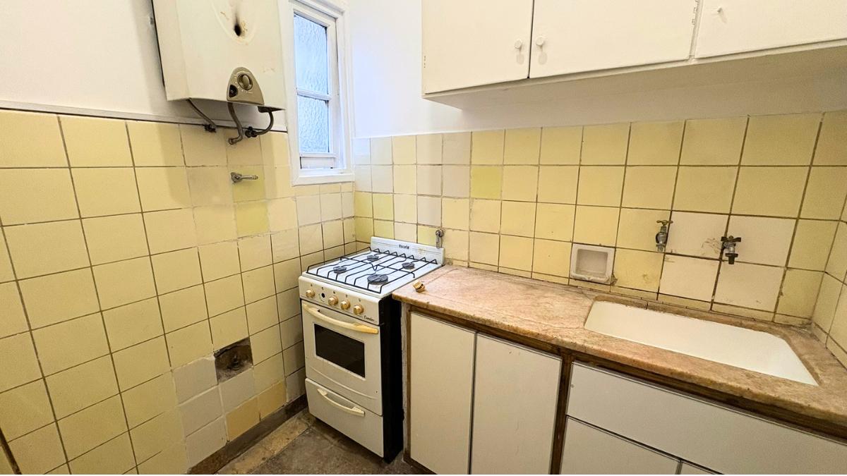 Foto de Depto Monoambiente con cocina a parte, 1er piso por escalera, Excelente, imagen 3