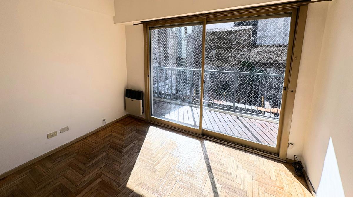 Foto de Departamento 2 Amb en Semipiso, Balcón al contrafrente, Muy Luminoso, imagen 5