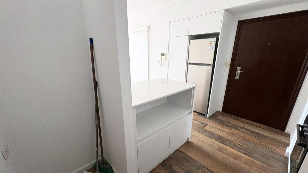 Foto de Monoambiente moderno y muy luminoso, balcón con vista abierta, A, imagen 5