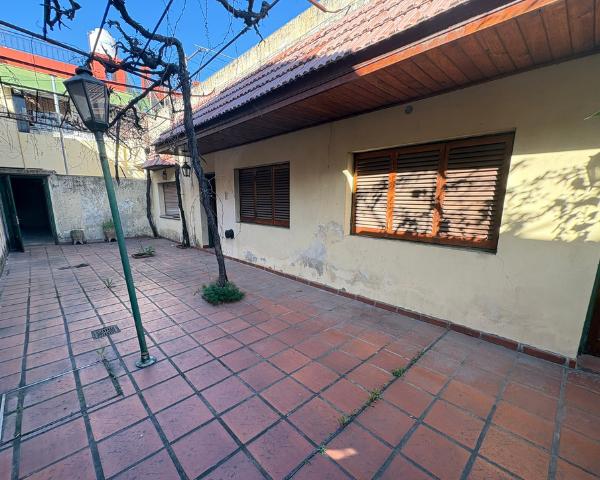 Foto de Casa en block PB + 1 Primer Piso, Patio, Quincho, Terrazas, imagen 1