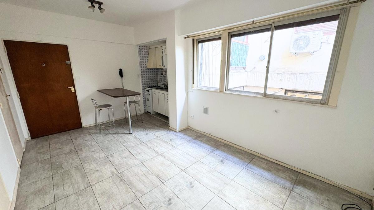Foto de Monoambiente luminoso con cocina integrada, Exc. Ubicación, imagen 3