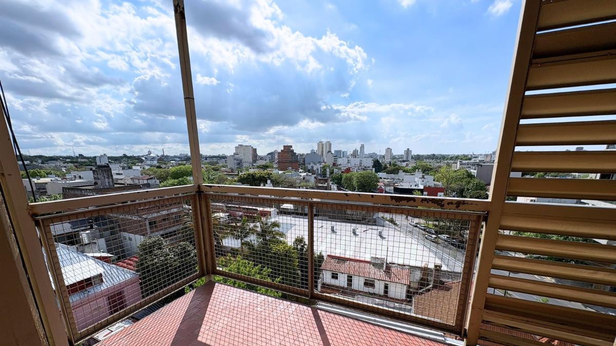 Foto de Depto 2 Ambientes en Semipiso, Balcón con vista abierta, Lavadero, Muy, imagen 4