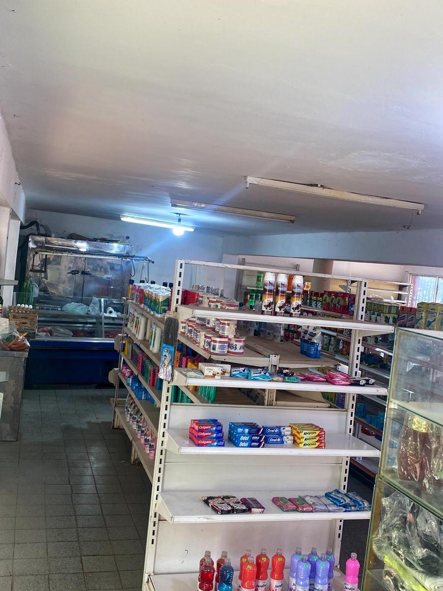 Local, Casa y Departamento en Quimilí 4