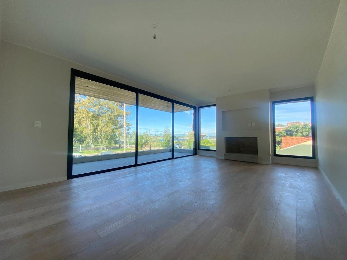 Foto de Apartamento a estrenar de 3 dormitorios en Carrasco Sur, imagen 2
