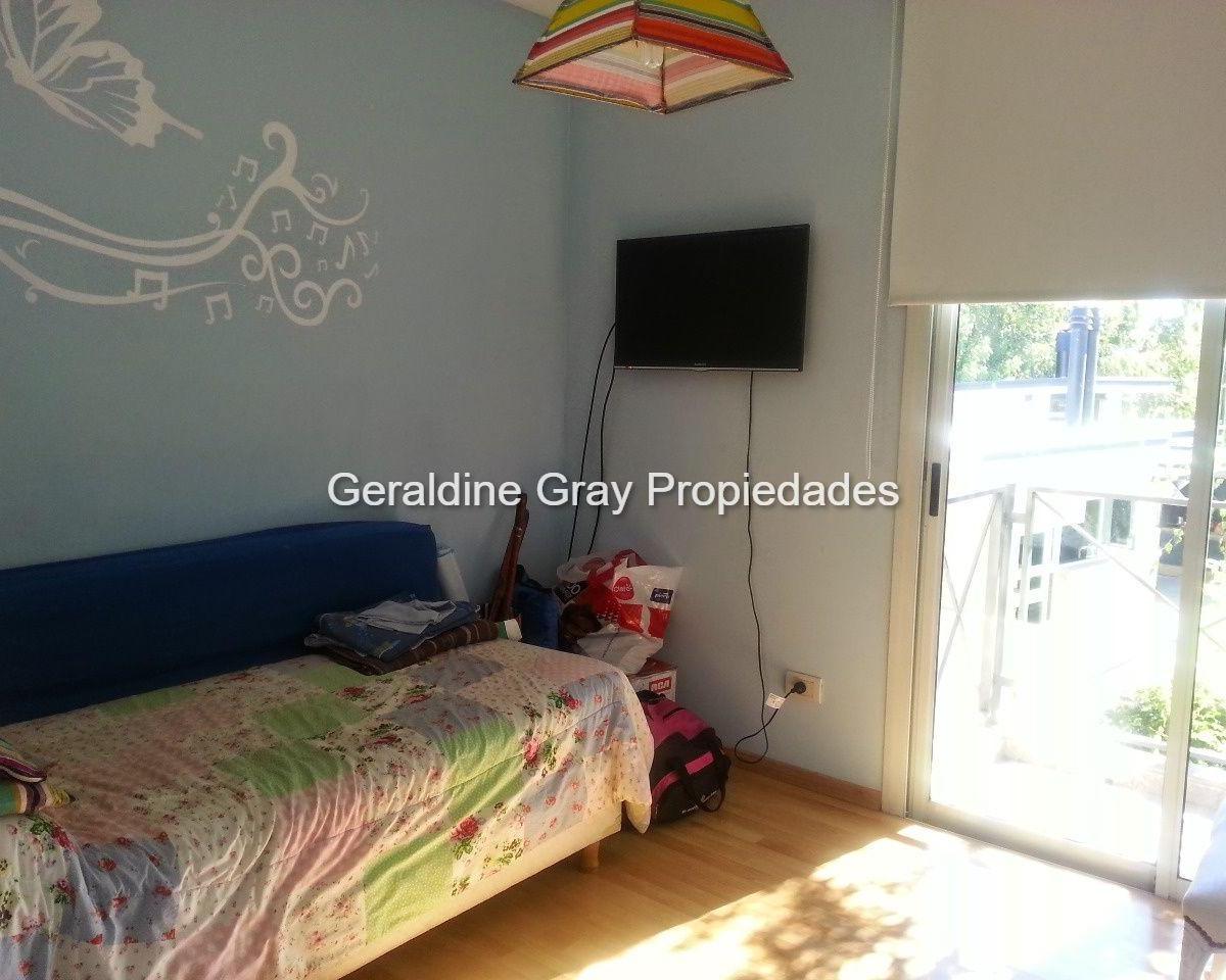 Casa en Venta de 4 Dorm. con Pileta en Barrio Manzanar 7, Cipolletti 5