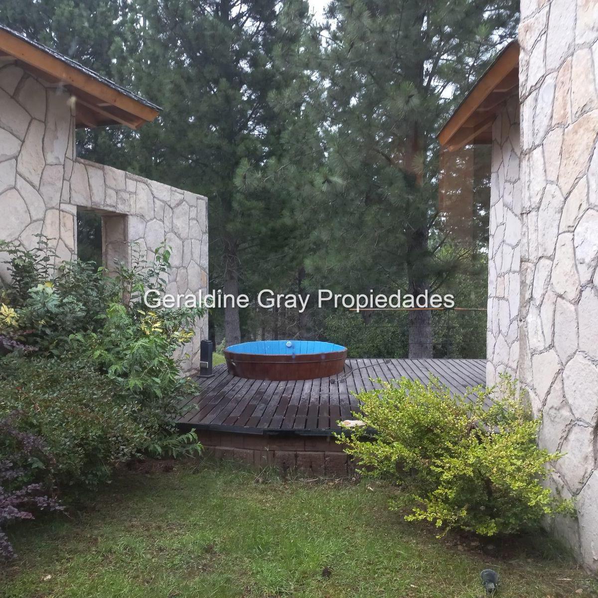 Casa en venta de 6 dormitorios c/ cochera en Chapelco Golf & Resort