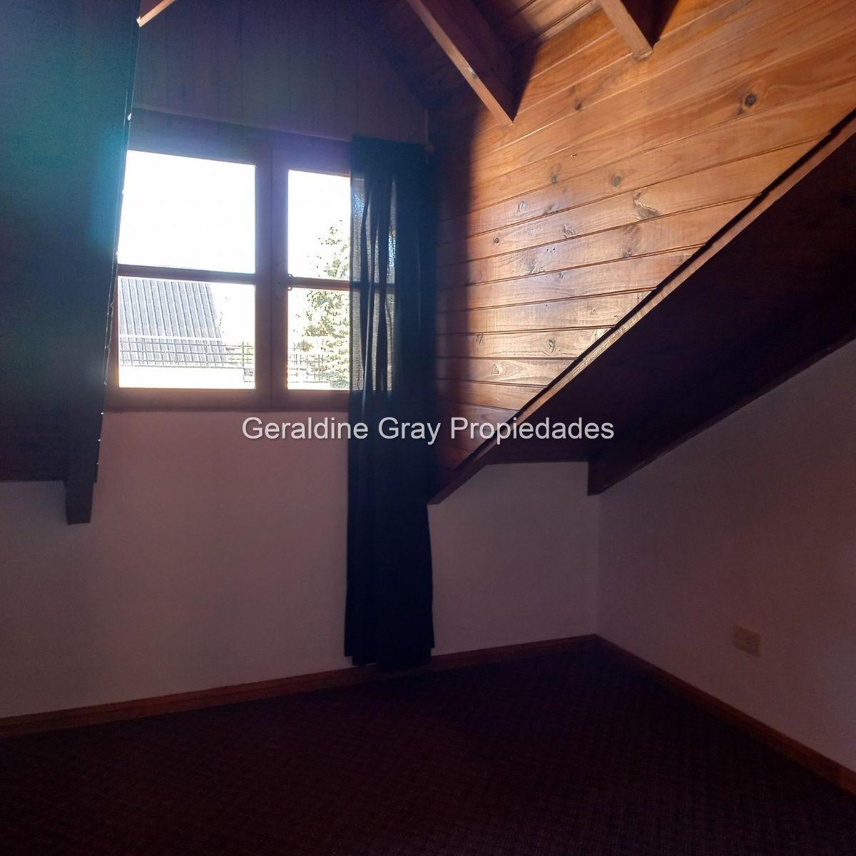 Departamento en Venta de 3 Dorm. C/ Cochera en San Martín de Los Andes 3