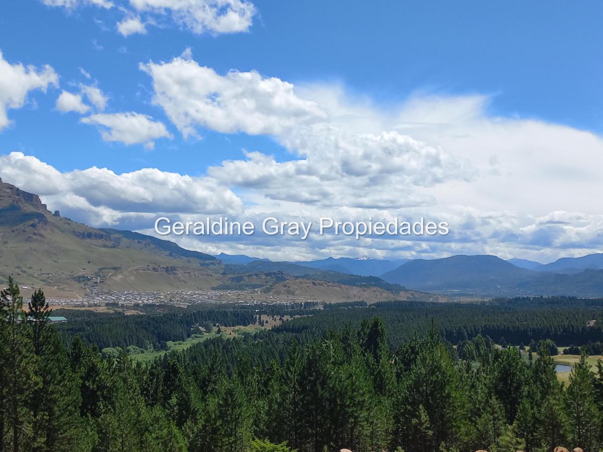 Lote en venta de 2500 m2 en Chapelco Golf & Resort en San Martin de los Andes.