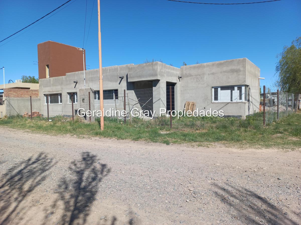 Casa de 3 Dorm. en Barrio Abierto Residencial Los Sauces, Fernández Oro. 2