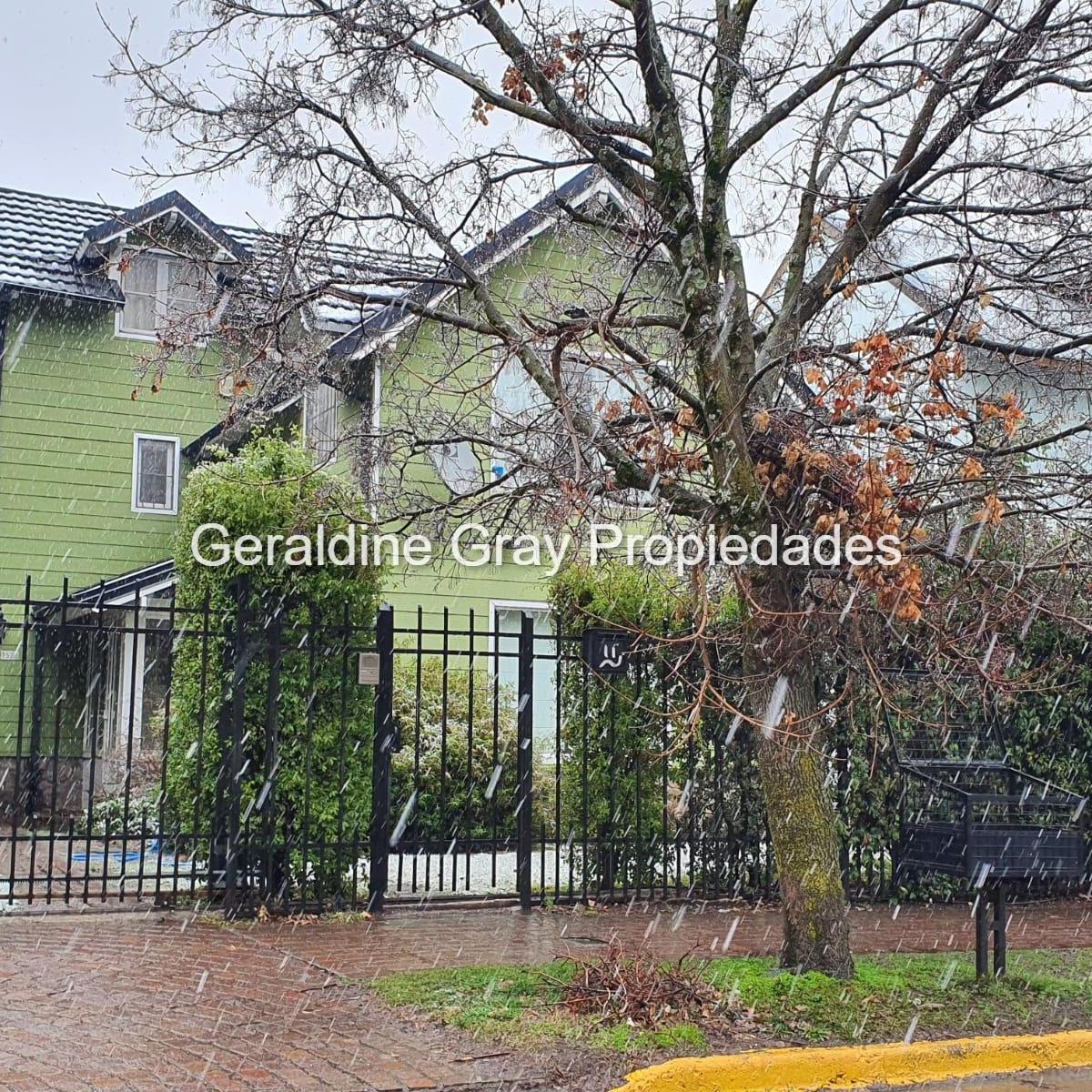 Casa de 3 dormitorios con pileta en calle Los Cipreses, San Martin de los Andes