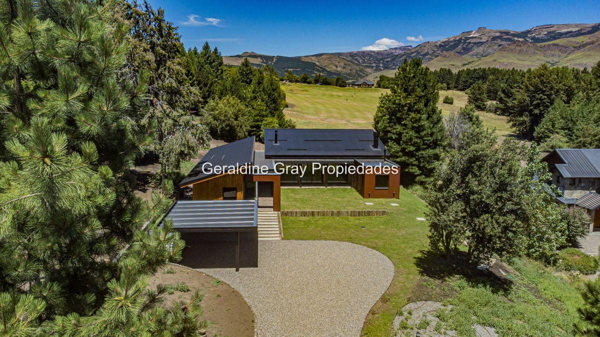 Casa en venta de 3 dormitorios en Chapelco Golf & Resort