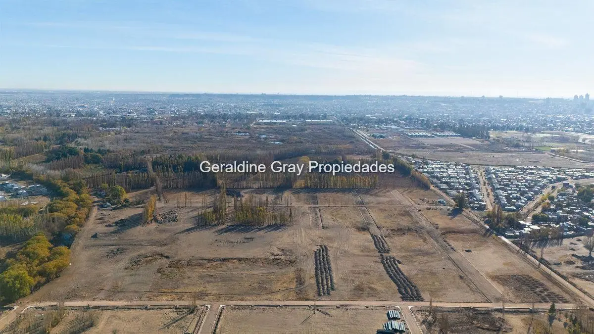 Lotes residenciales y comerciales en venta en Urbanizacion La Alborada, Neuquén capital 3