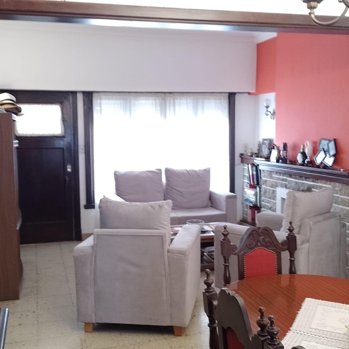 Excelente Chalet Cercano a Zona Guemes 2