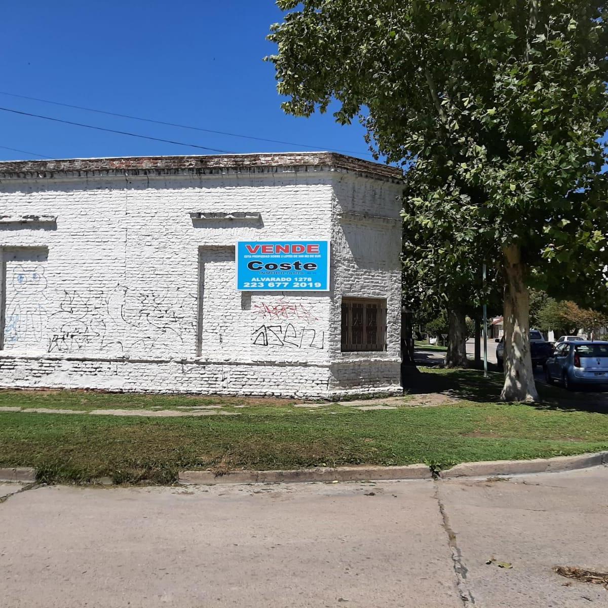 Foto de casa antigua sobre dos lotes ideal edificio o grupo de duplex, imagen 3