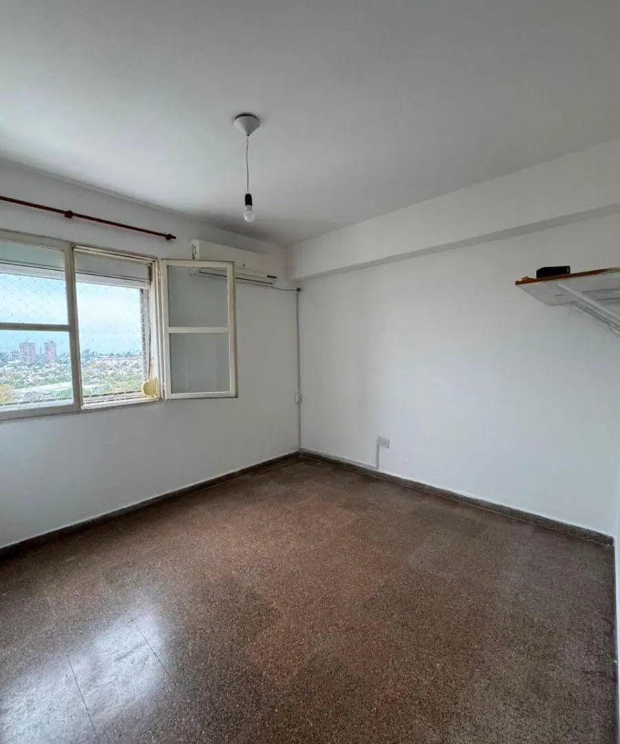 Alquilo depto 2 dormitorios + escritorio – cocina separada y living comedor 3