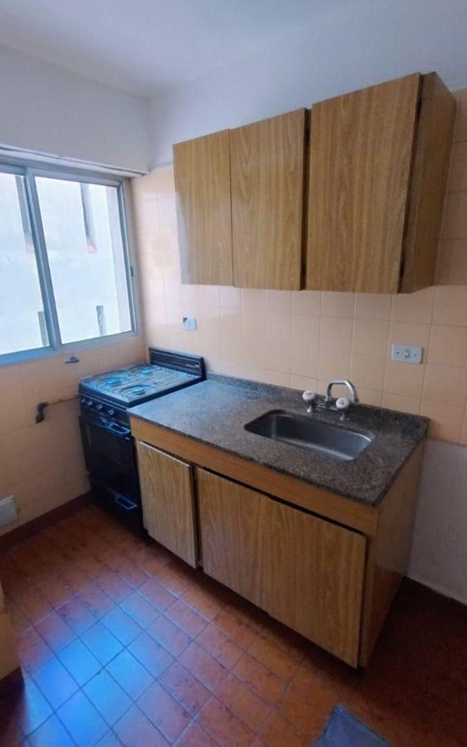 Foto de AMPLIO MONOAMBIENTE 40M2 EN ALBERDI, imagen 4