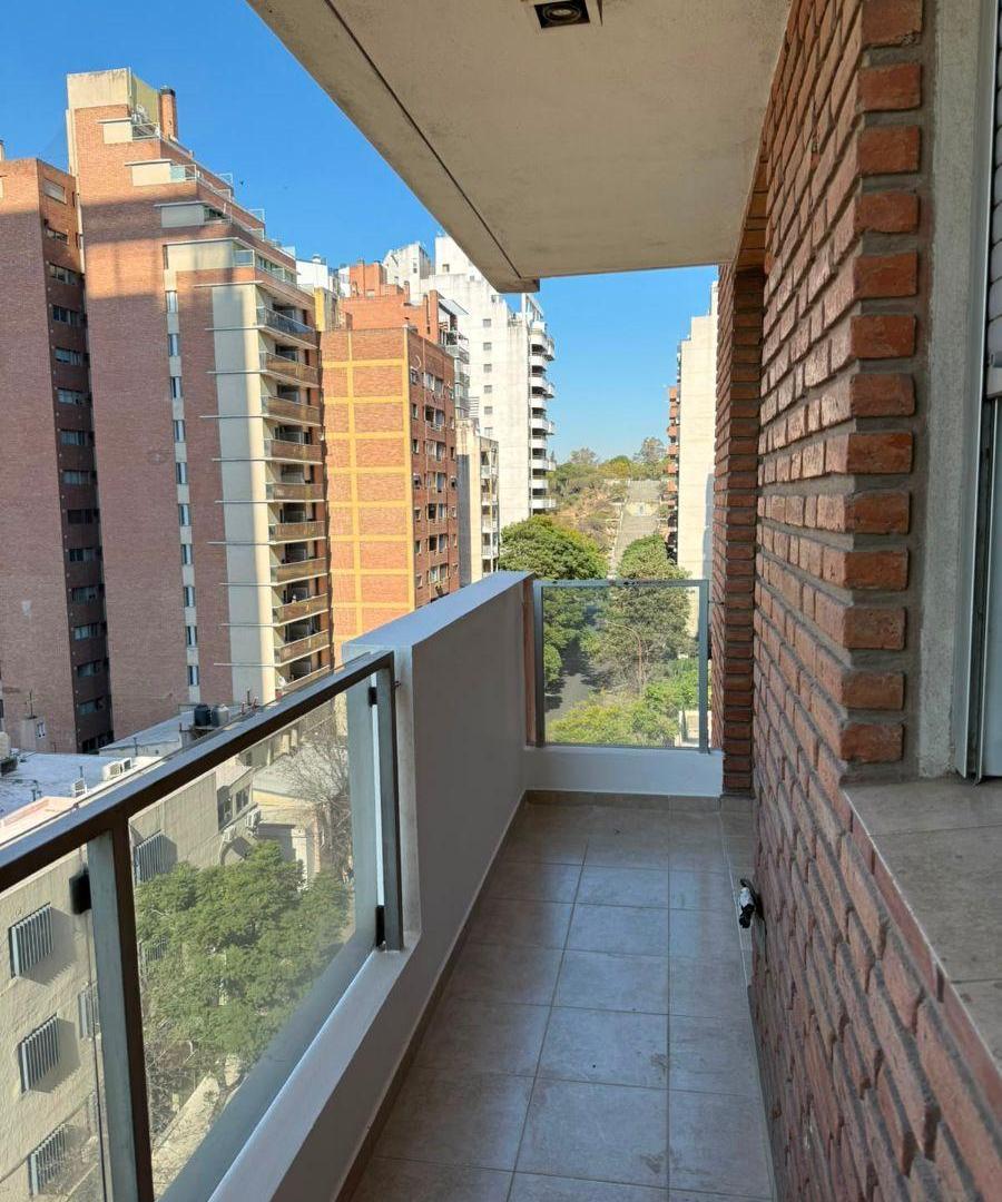 Foto de Alquilo amplio departamento de 1 dormitorio con balcón en Nueva Córdoba, imagen 4