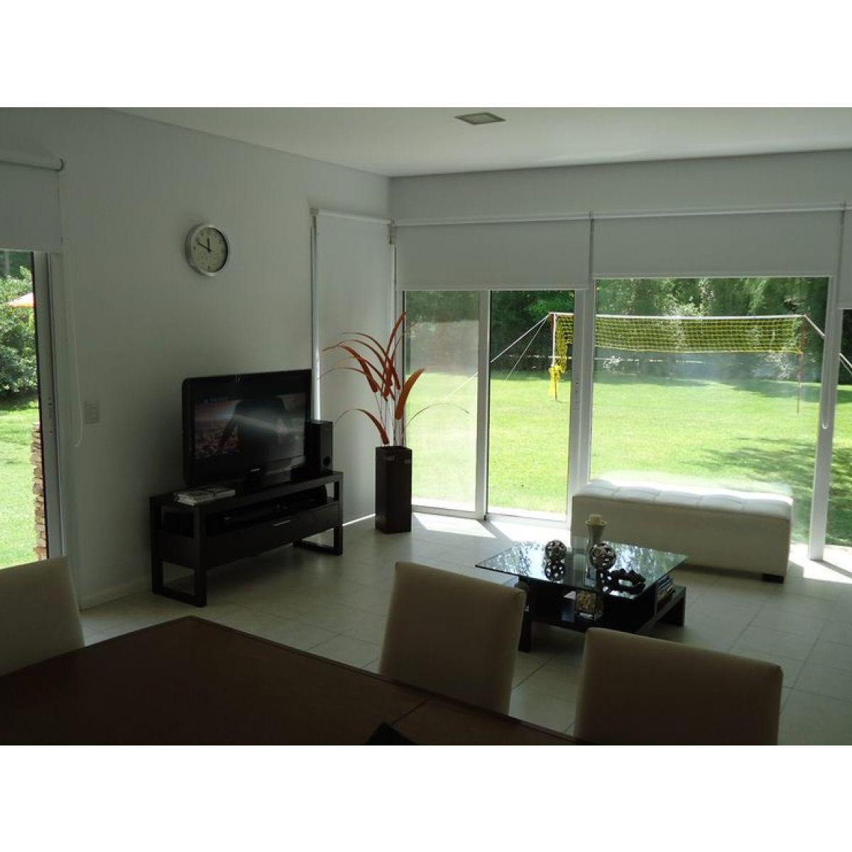 Venta de casa en Barrio Cielo, Roldán.
