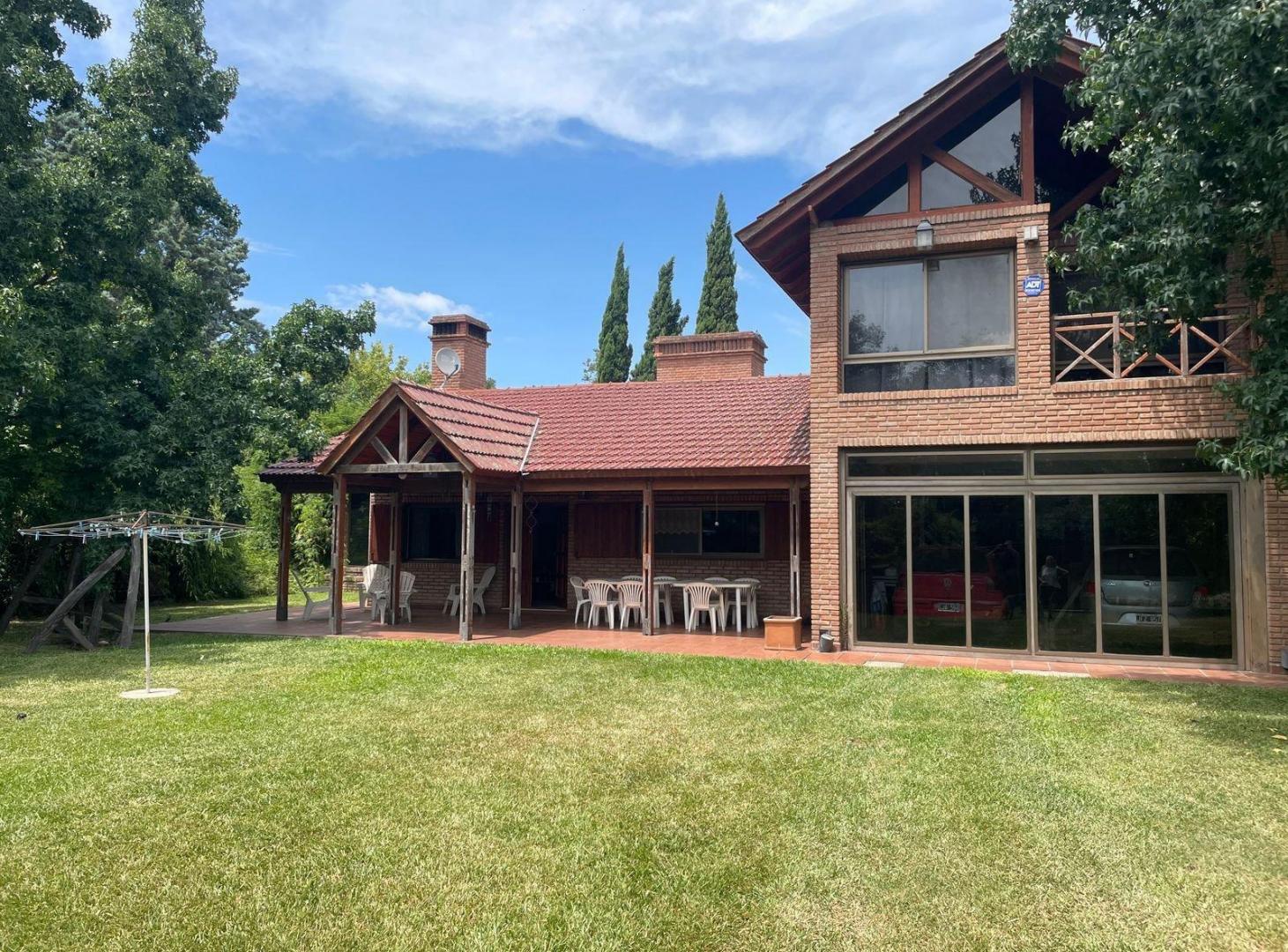 Casa en Venta Sarmiento y San Marcos