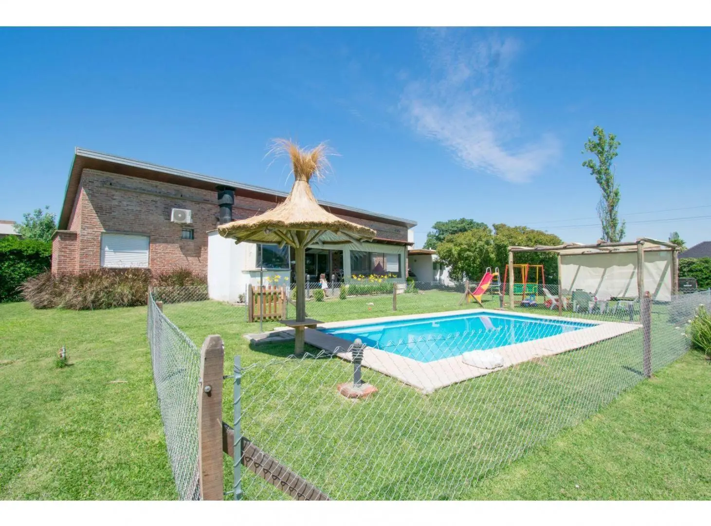 Casa tipo de campo, 2 dormitorios 4