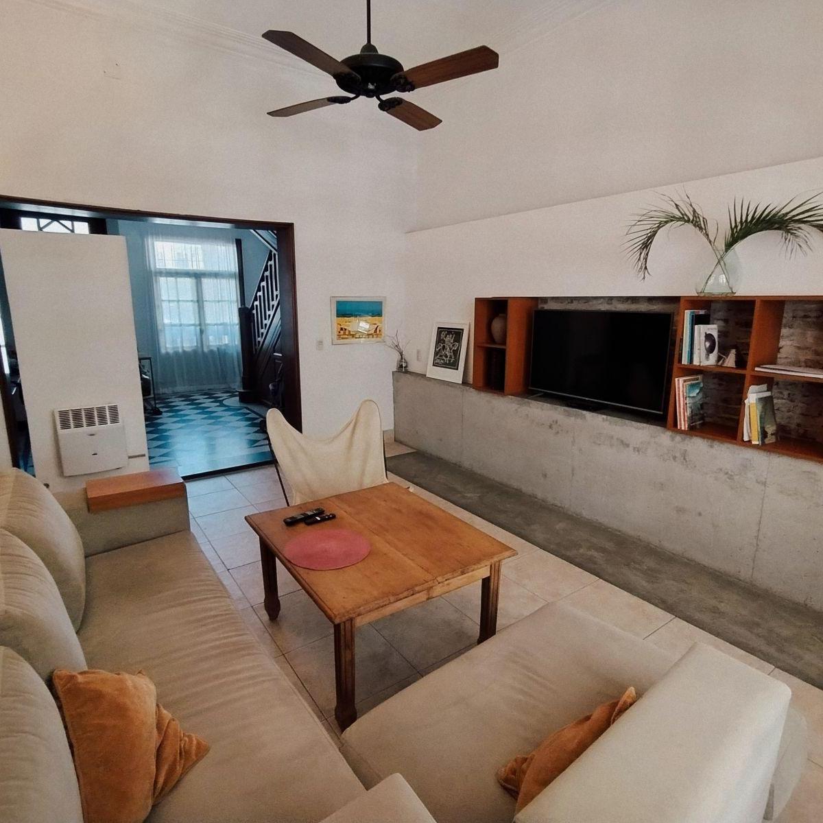 Casa en Venta Abasto 1
