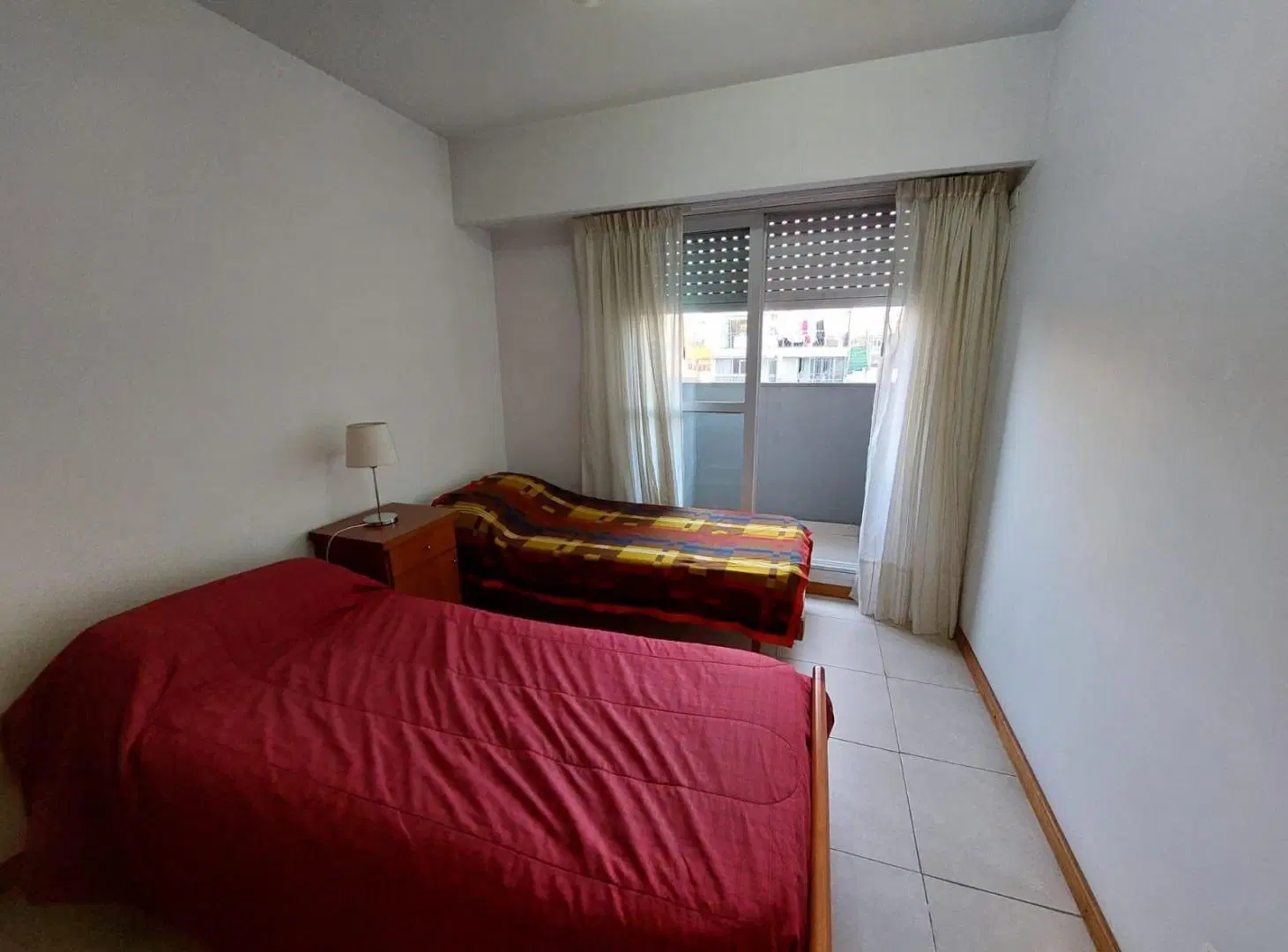 UN DORMITORIO EN VENTA 7