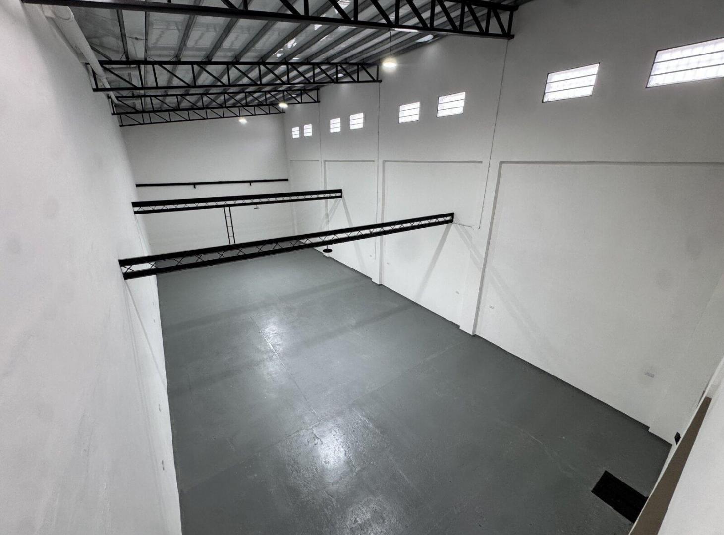 Foto de ALQUILER COMPLEJO COMERCIAL + OFICINAS + GALPÓN, imagen 2