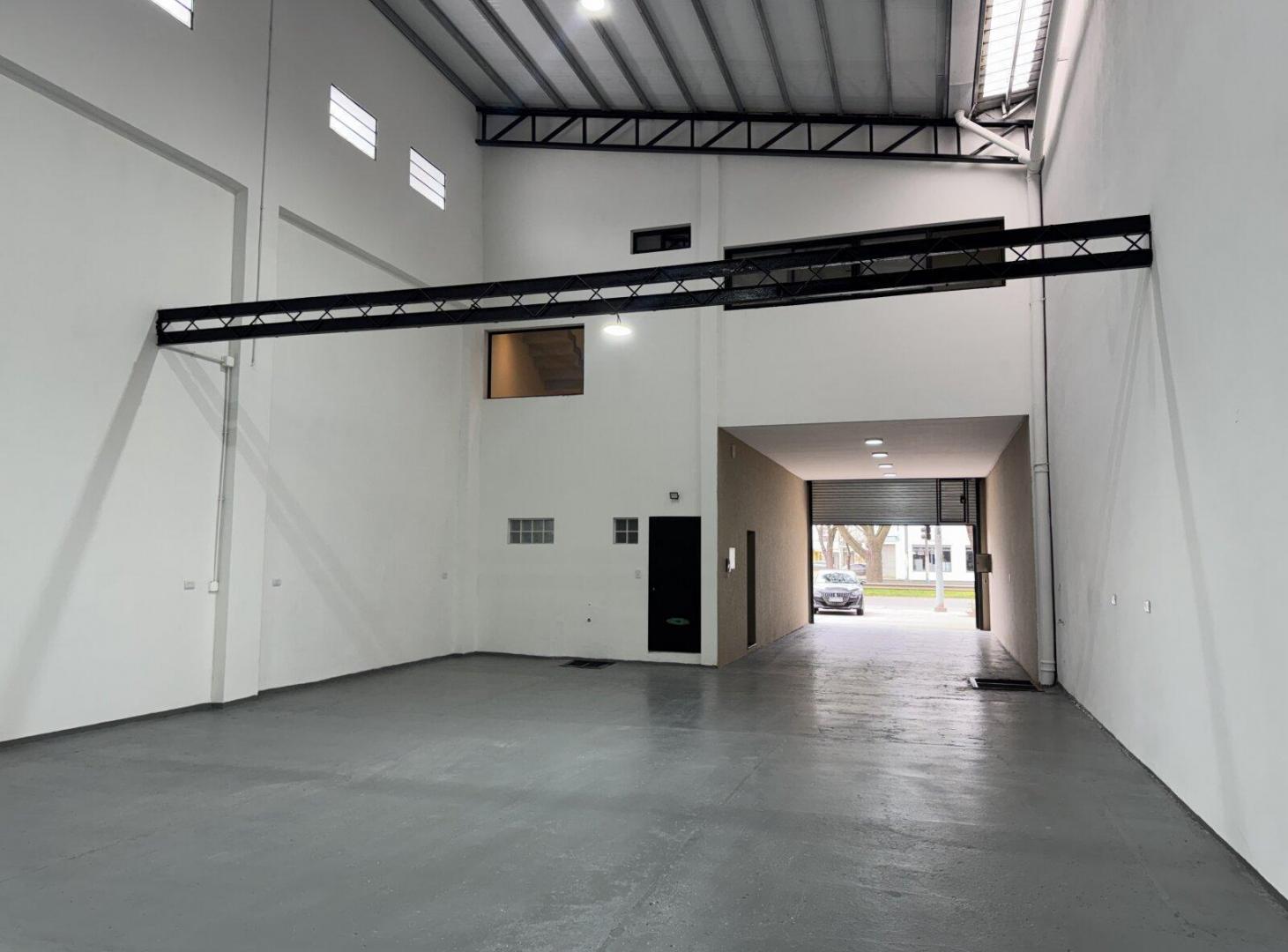 Foto de ALQUILER COMPLEJO COMERCIAL + OFICINAS + GALPÓN, imagen 5