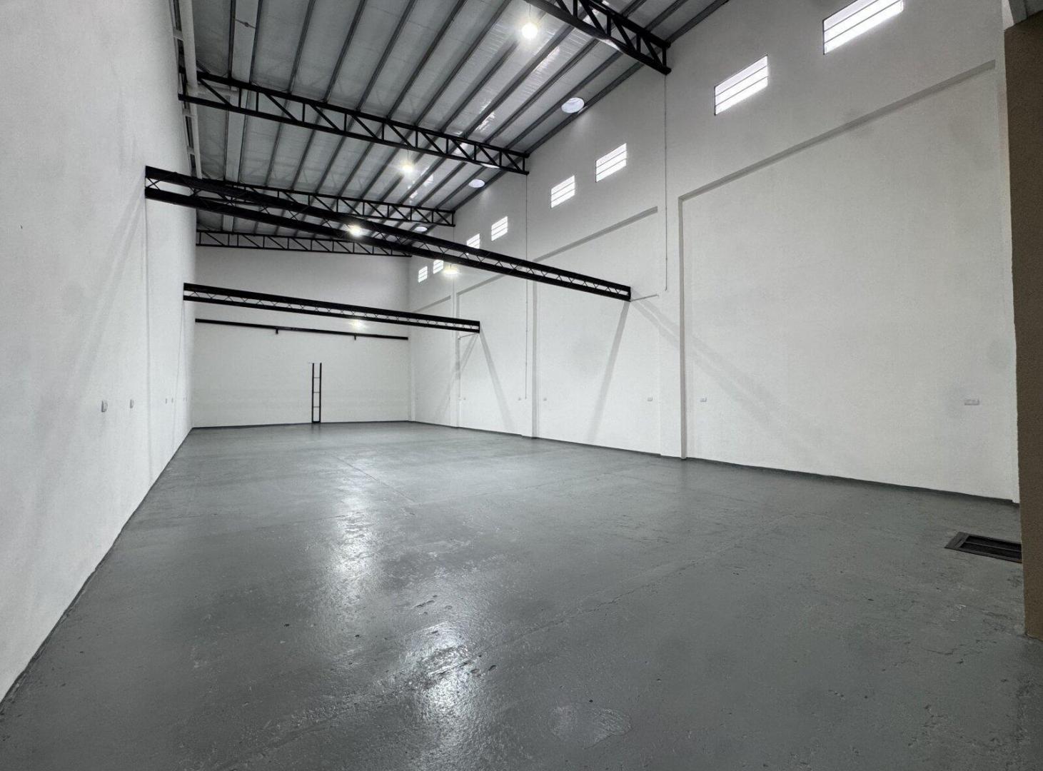 Foto de ALQUILER COMPLEJO COMERCIAL + OFICINAS + GALPÓN, imagen 3