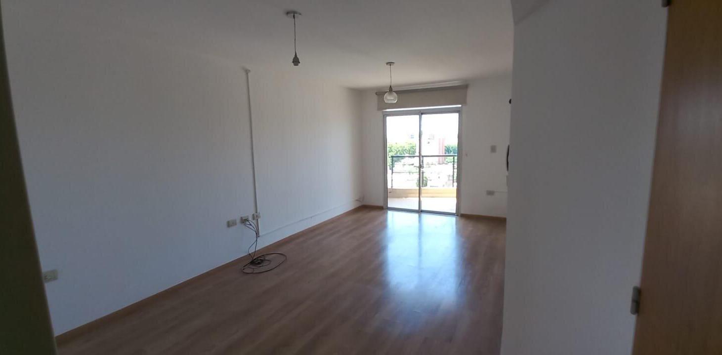 Foto de 1 Dormitorio con cochera, imagen 1