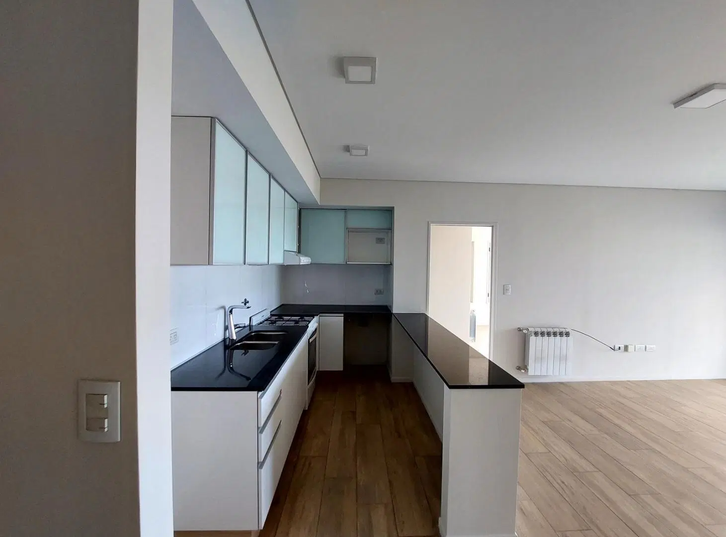 Venta Depto. 65 m²  - 1 dorm. con ámplios ambientes - excelente ubicación 4
