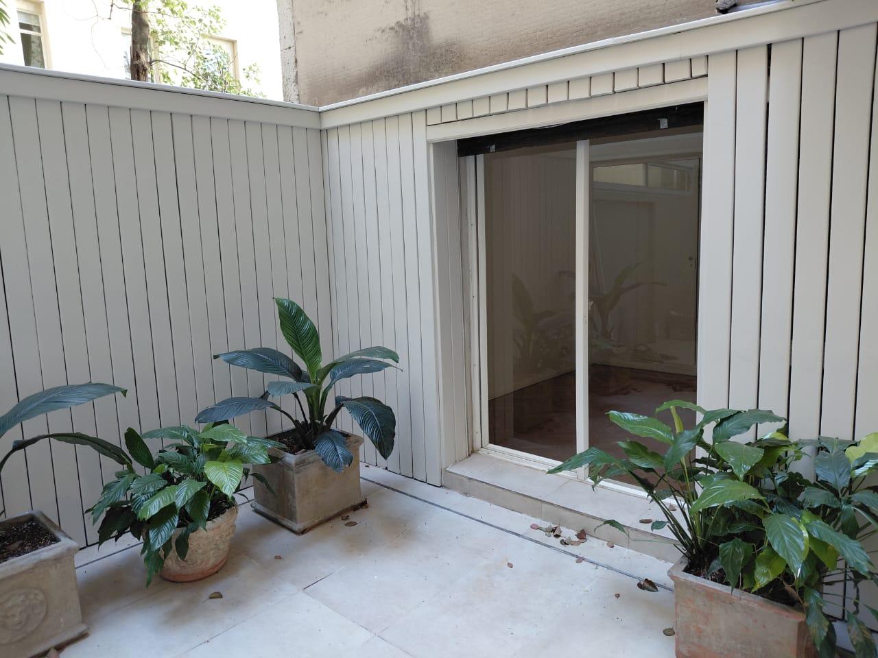 Foto de 130 M2 cubiertos + 120 M2 de jardín con pérgola y patio-cochera, imagen 3