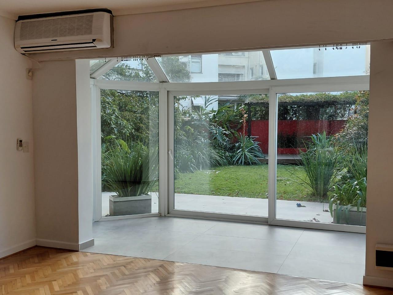 Foto de 130 M2 cubiertos + 120 M2 de jardín con pérgola y patio-cochera, imagen 4